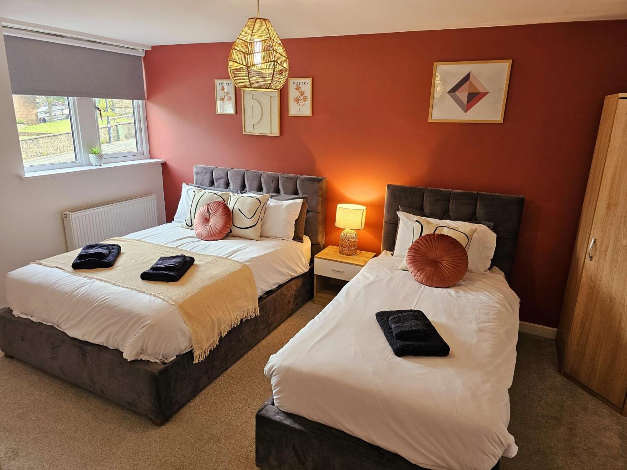 Homebird Property - Epsom Apartment Harrogate Ngoại thất bức ảnh